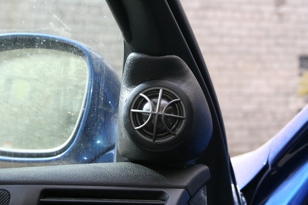bmw-e39-audio-18-6440343109-o.jpg