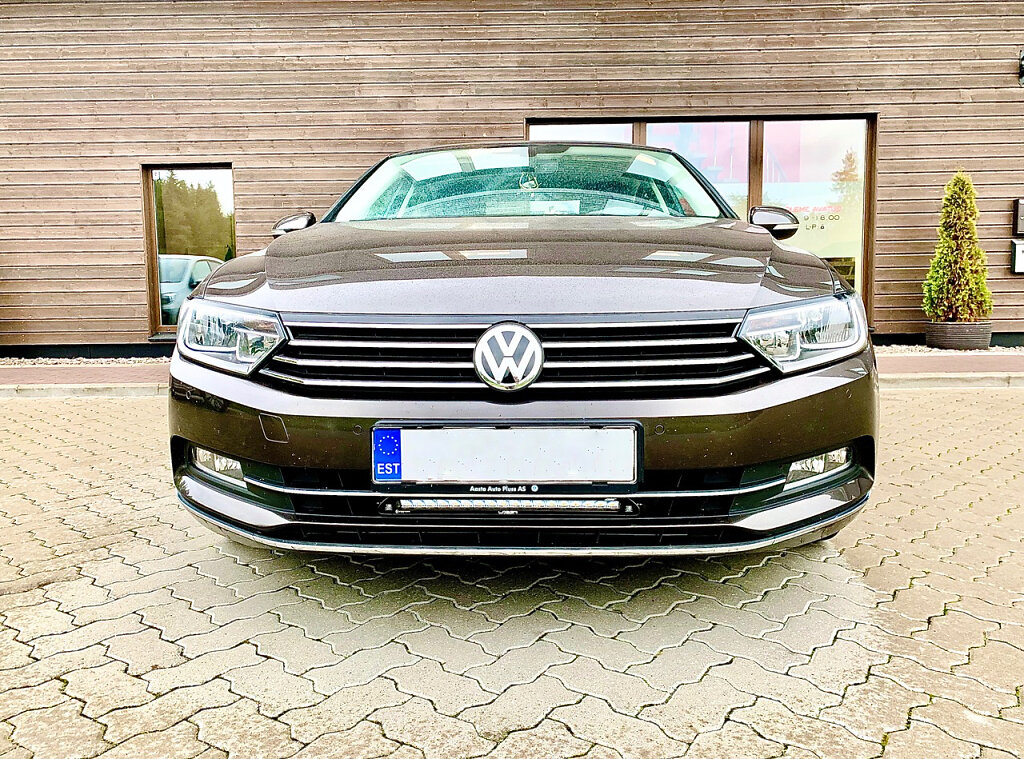 VW-Passat.jpg